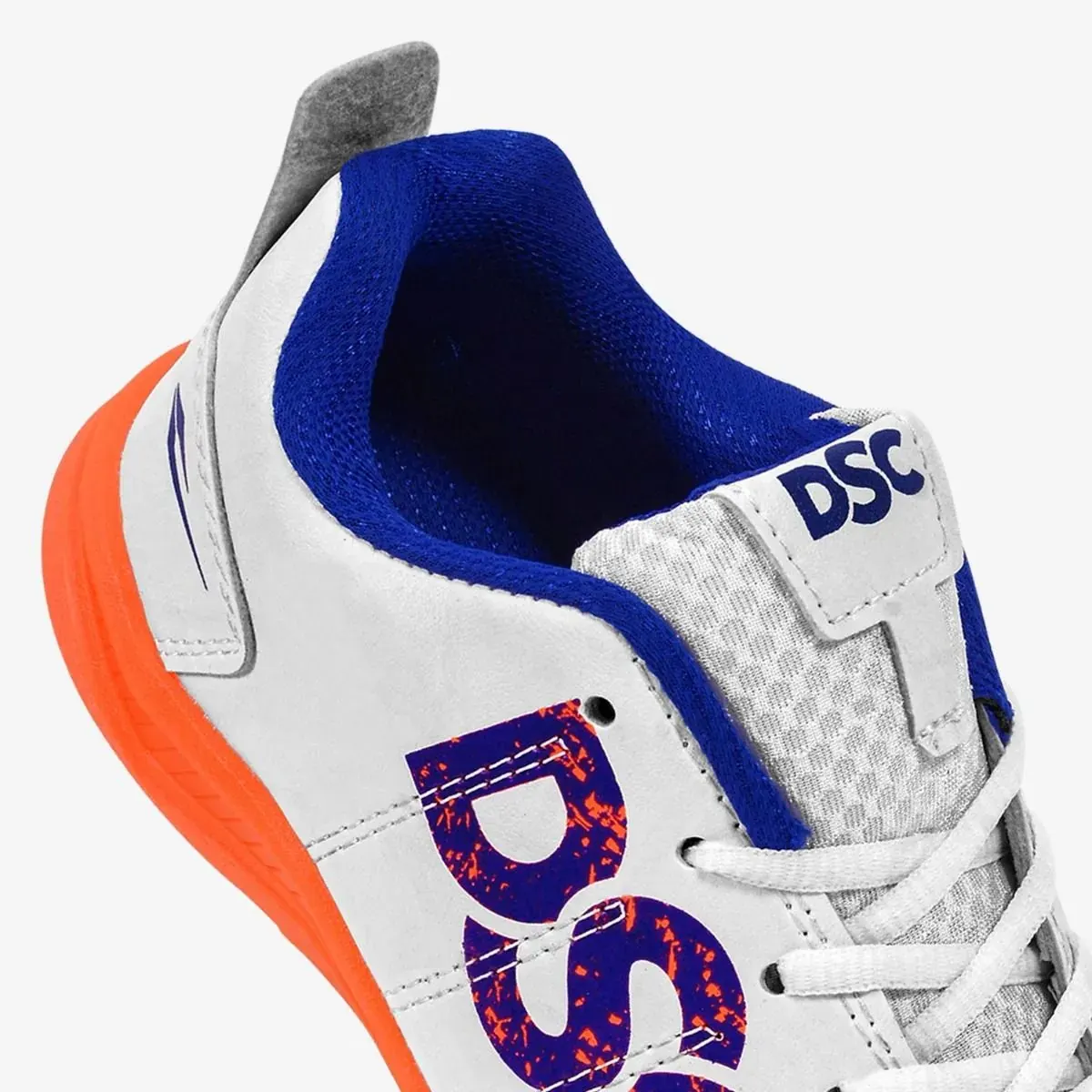 DSC Beamer Cricket Shoes